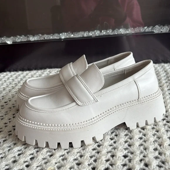 Steve Madden White Dress Shoes Classic Penny Loafers - Picture 4 of 5